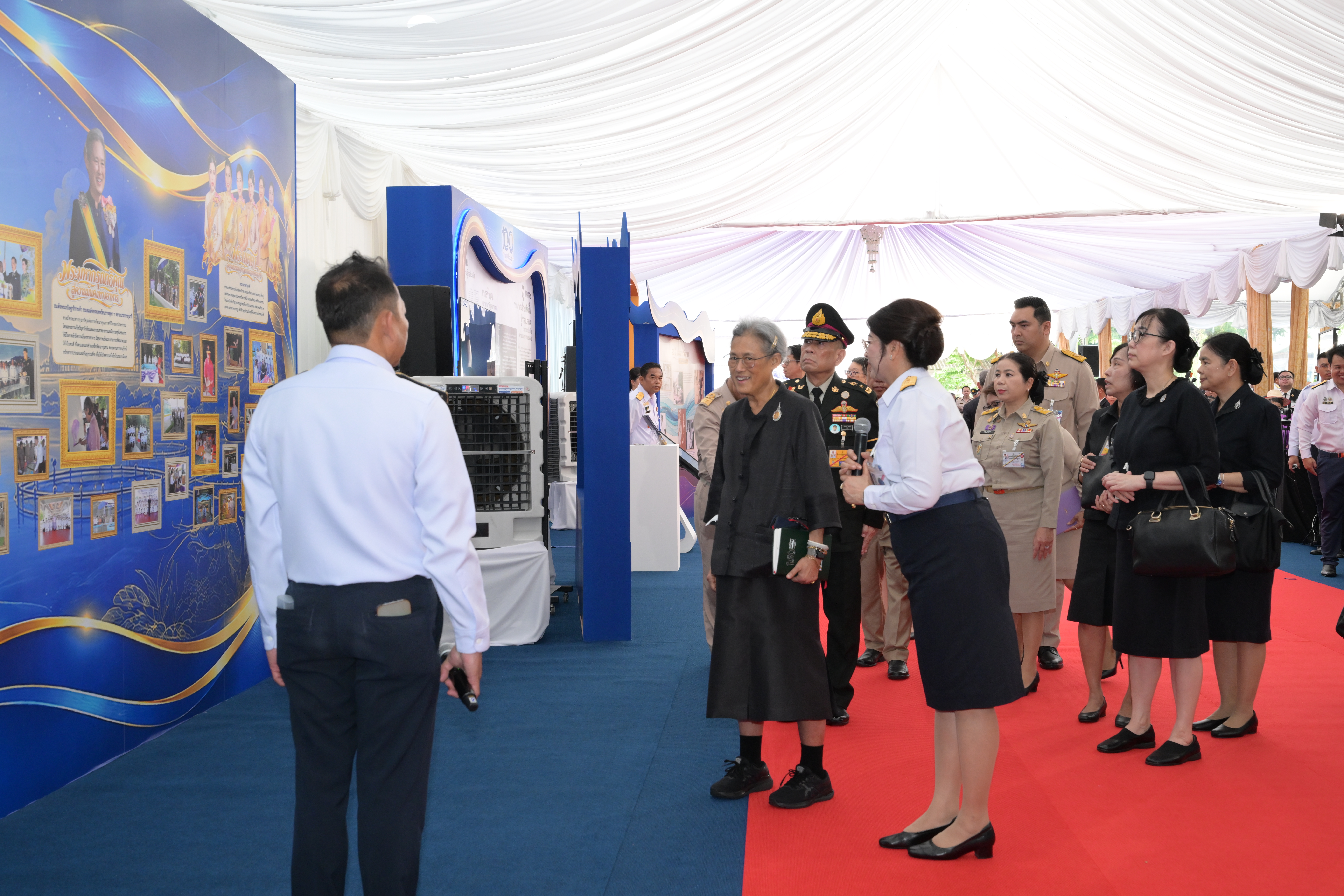 title - สำนักงานการปฏิรูปที่ดินเพื่อเกษตรกรรม ร่วมเฝ้าฯ รับเสด็จ สมเด็จพระกนิษฐาธิราชเจ้า กรมสมเด็จพระเทพรัตนราชสุดาฯ สยามบรมราชกุมารี เสด็จเป็นองค์ประธานเปิดงาน “วันสถาปนากรมประมง ครบรอบ 100 ปี”
